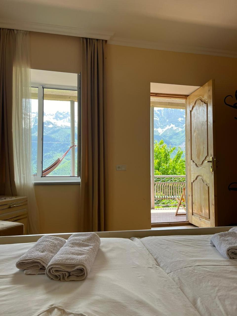 Guest House Lankhvri Becho Zimmer foto